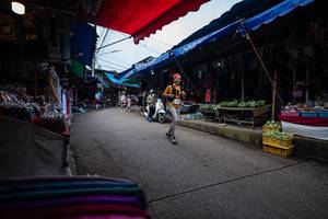 BIB: 
                            <button type="button" onclick="openModal(22795420)" class="btn btn-primary btn-sm float-right btn-popup" data-toggle="modal" data-target=".modal-high-quality">
                        <i class="fas fa-shopping-cart"></i> Add to Cart
                    </button>
                                            <button type="button" onclick="isThisMe(22795420, true)" class="btn btn-success btn-sm float-right btn-popup btn-isme hidden" data-toggle="tooltip" data-placement="bottom" title="นี่คือรูปของคุณใช่ไหม คลิกที่นี่เพื่อเอาเข้าอัลบั้ม">
                        <i class="fas fa-plus"></i> Add to album
                    </button>
                    <button type="button" onclick="isThisMe(22795420, false)" class="btn btn-warning btn-sm float-right btn-popup btn-isnotme hidden">
                        <i class="fas fa-ban"></i> Remove from album
                    </button>